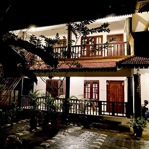 Tattwamasi Ayuryoga With Breakfast And Yoga Guest house